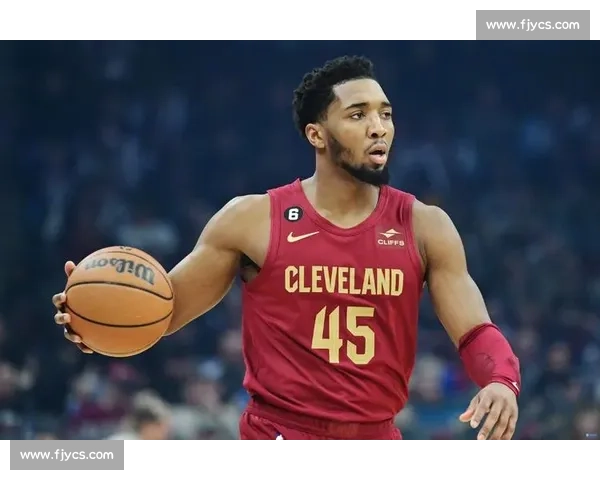 爆发式蜕变！小米切尔季后赛场均 15+6 创生涯新高，热火 2400 万续约锁定后场未来